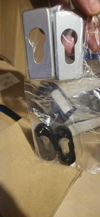 Komplet rozet HOPPE 844PS z aluminium, prostokątne