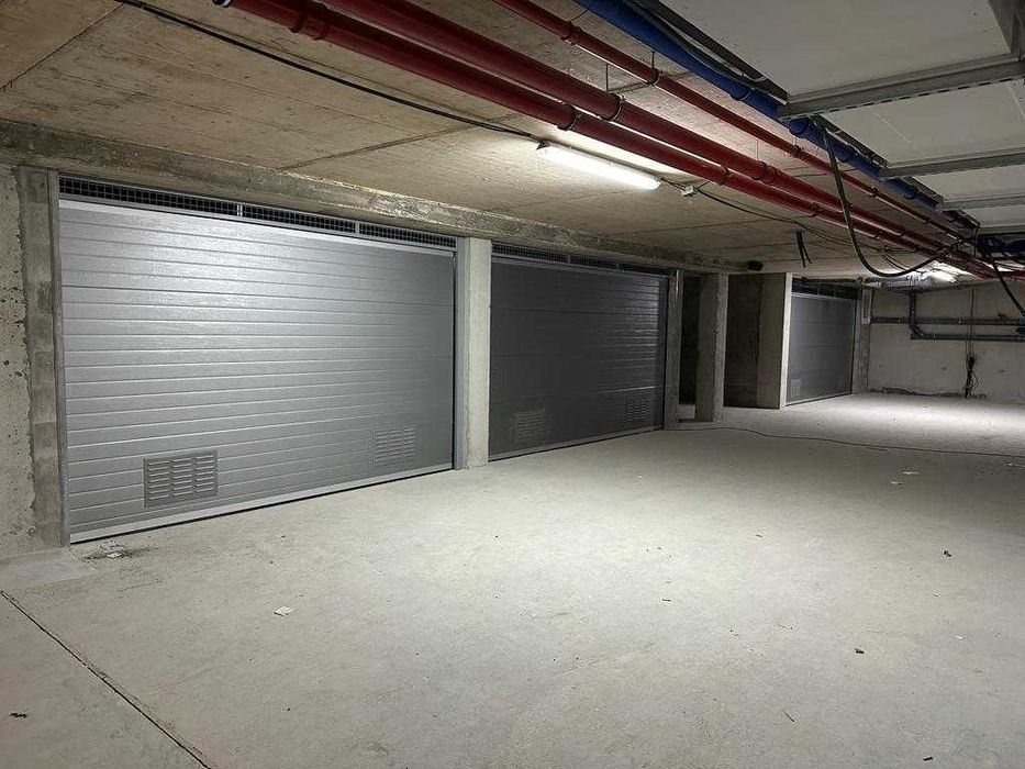 PORTÃO SECCIONAL AUTOMATIZADO!!!A PARTIR DE 75€ M2!!!