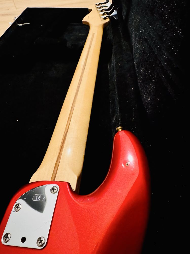 Gitara Basowa Fender Zone Delux 5 Strunowa MiM / Meksyk / Mexico