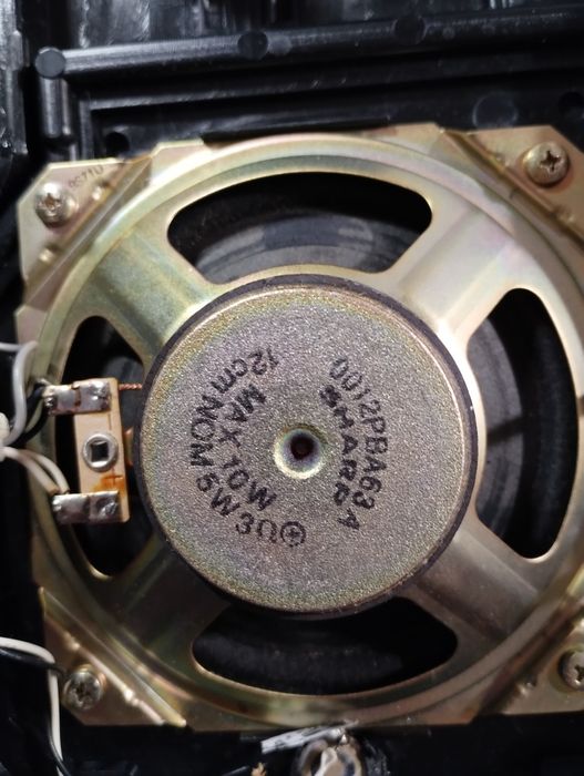 Продам магнитолу SHARP WQ-T238H