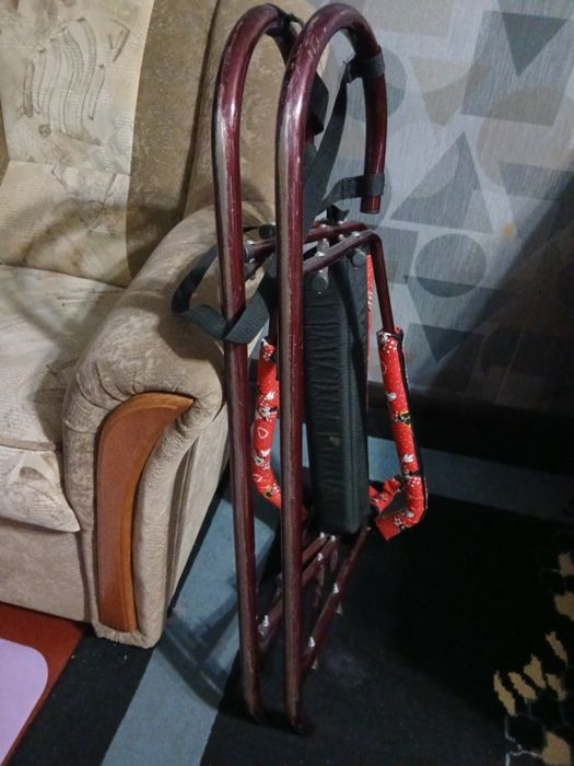 Санчата , санки дитячі , що складаютья