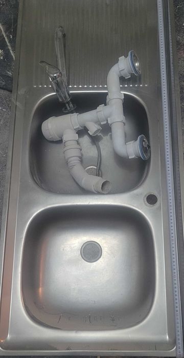 Sprzedam zlew dwukomorowy z ociekaczem