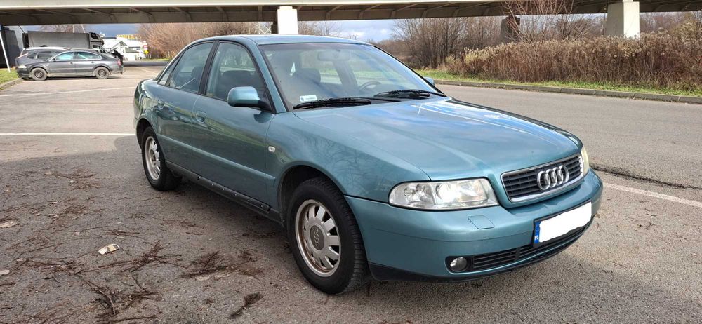 Audi A4 1.6 benzyna + GAZ / 1999r. *Ksenon*Długie opłaty* Tanio !