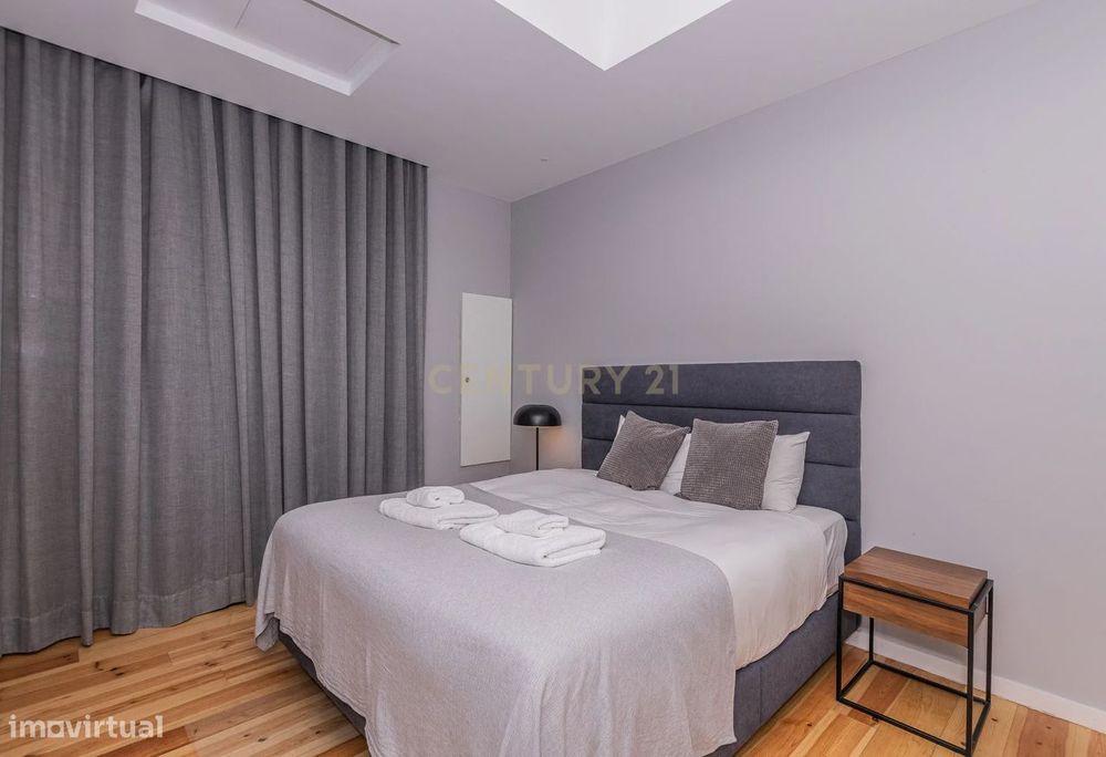 T2 mobilado à beira do rio Tejo com licença de Alojamento Local transm