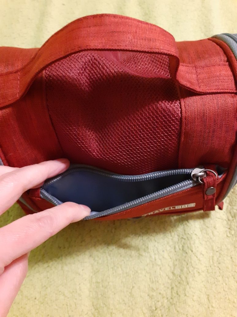 Kosmetyczka/organizer nowy travelbag