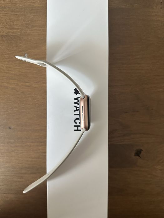 Zegarek Apple Watch SE