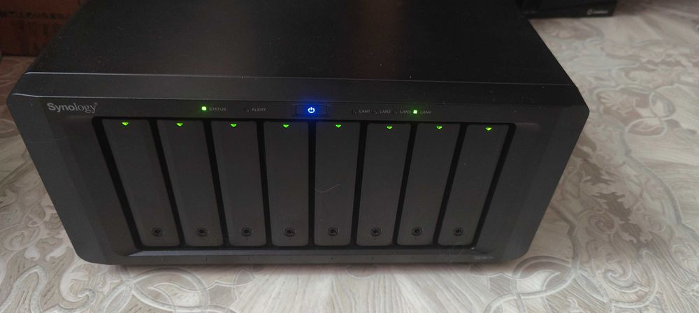 synology ds1817+