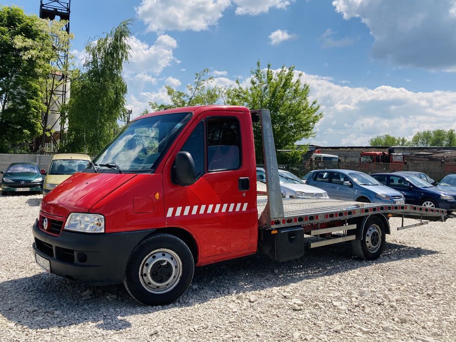 Pomoc Drogowa 24/7 Auto-Laweta