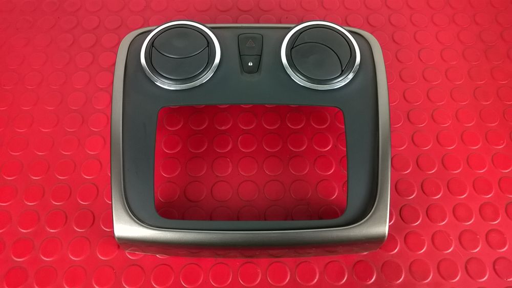 Moldura Radio GPS - 682605983R- DACIA LOGAN MCV II