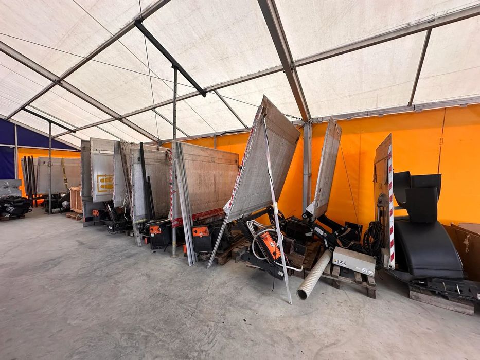 Iveco 50C18 NOWE wywrotka skrzynia kontener izoterma HDS żuraw  Zabudowy samochodowe wywrotka skrzynia plandeka firanka HDS żuraw