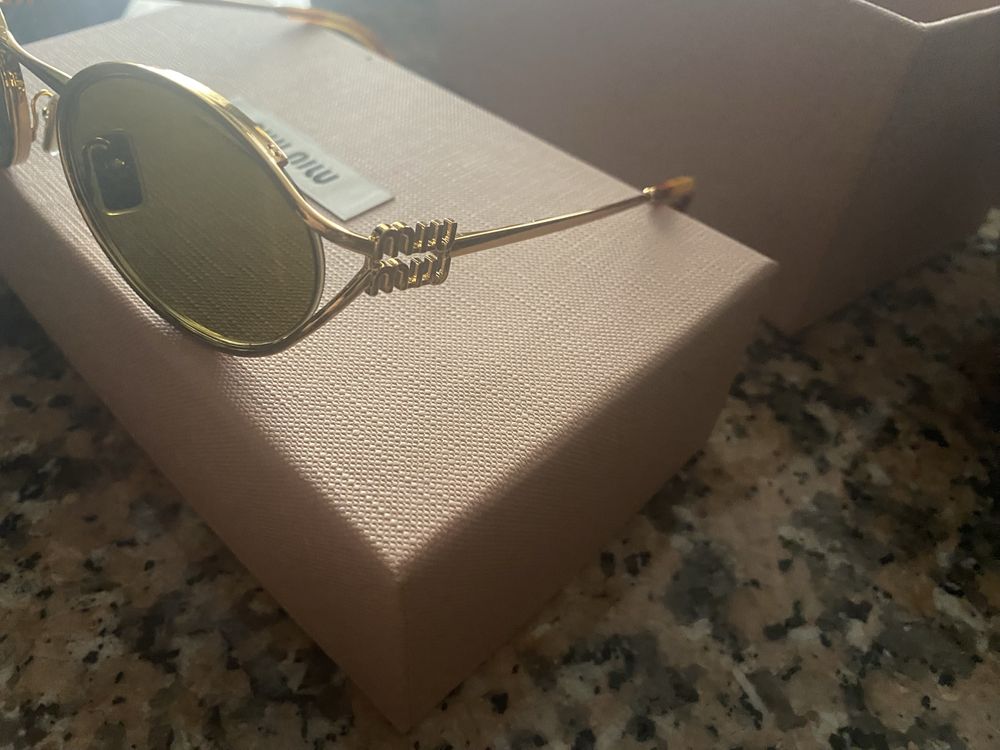 Oculos de sol Miu Miu originais