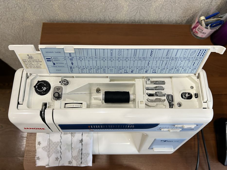 Швейна машина Janome My Excel 18W