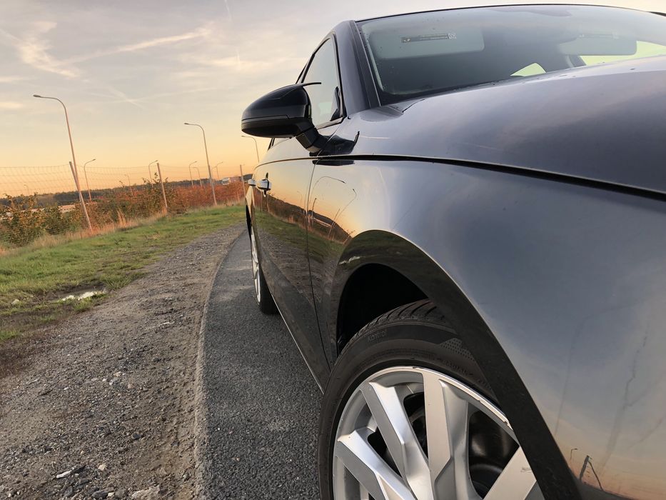 Audi a4b9 Premium 2.0tfsi 252km