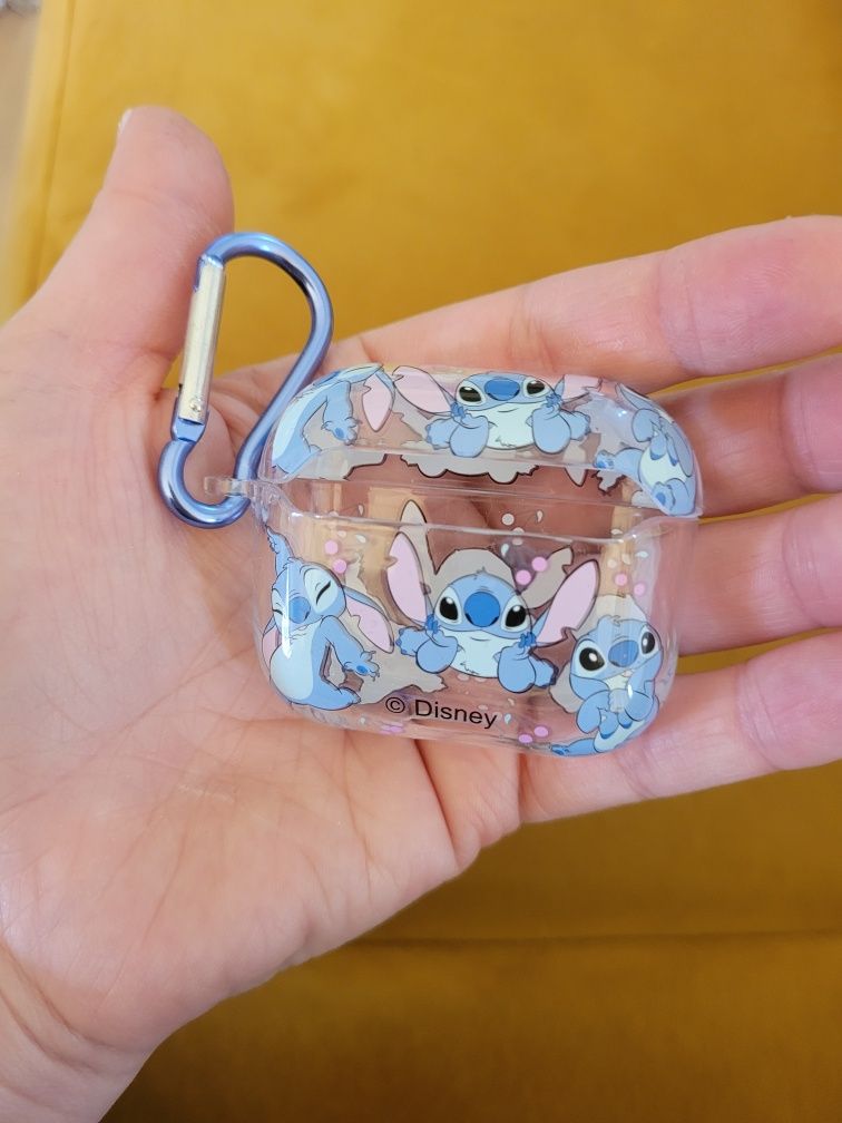 Etui na sluchawki Stitch