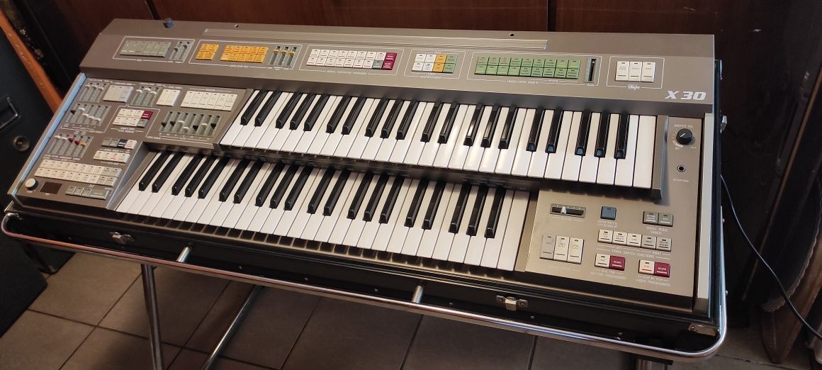 Organy Vintage Elka X-30