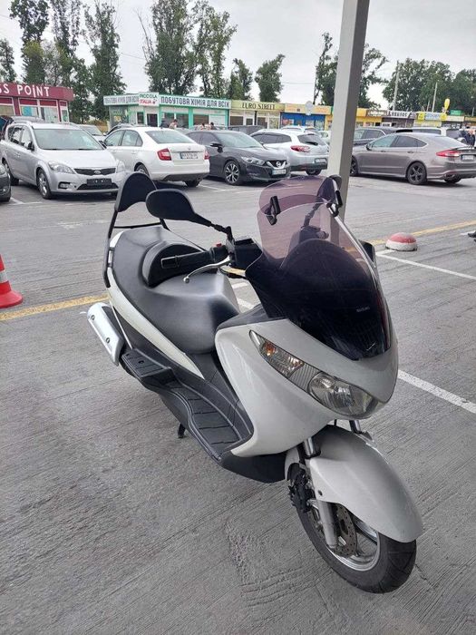 Продам макси-скутер Suzuki Burgman 125cc - 2008 год