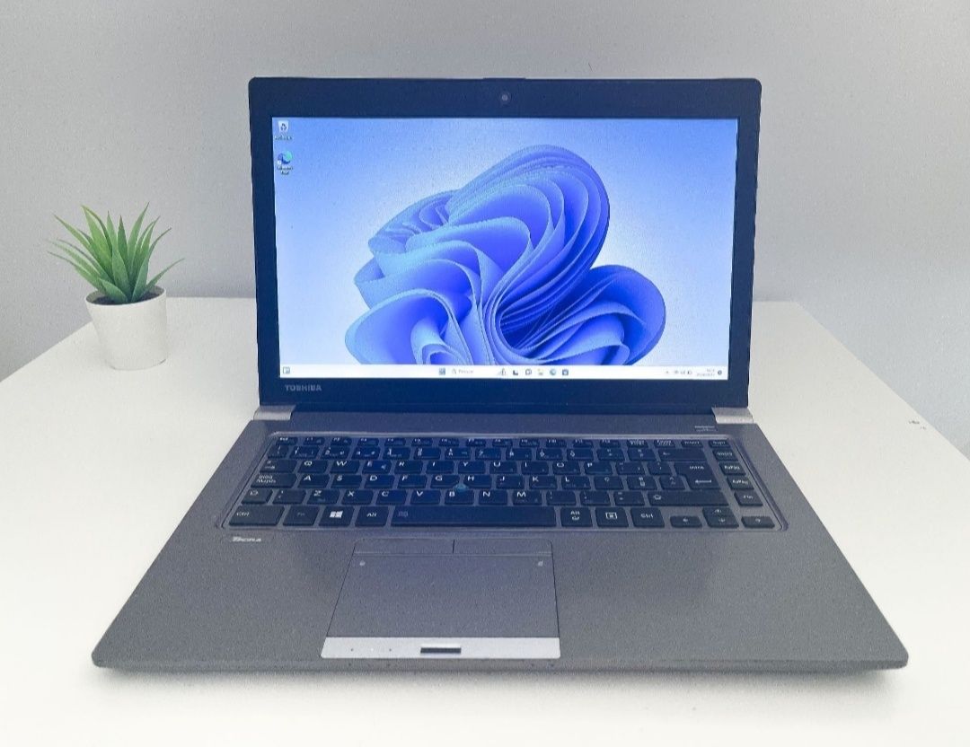 Portátil Toshiba Tecra Z40 i5