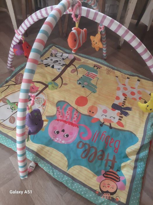 Детский развивающий коврик