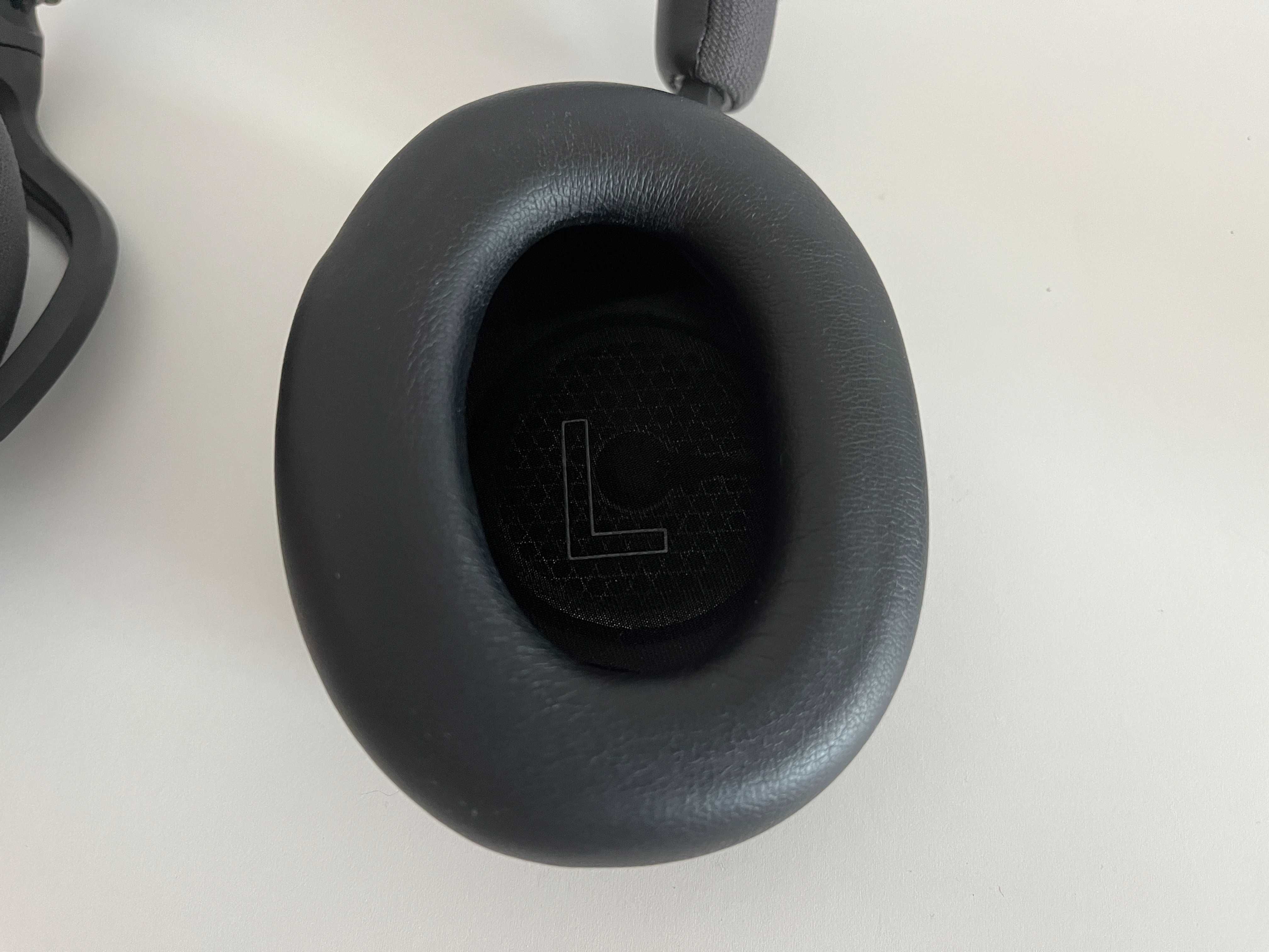 Auscultadores Bluetooth Bowers & Wilkins PX7 noise-cancelling
