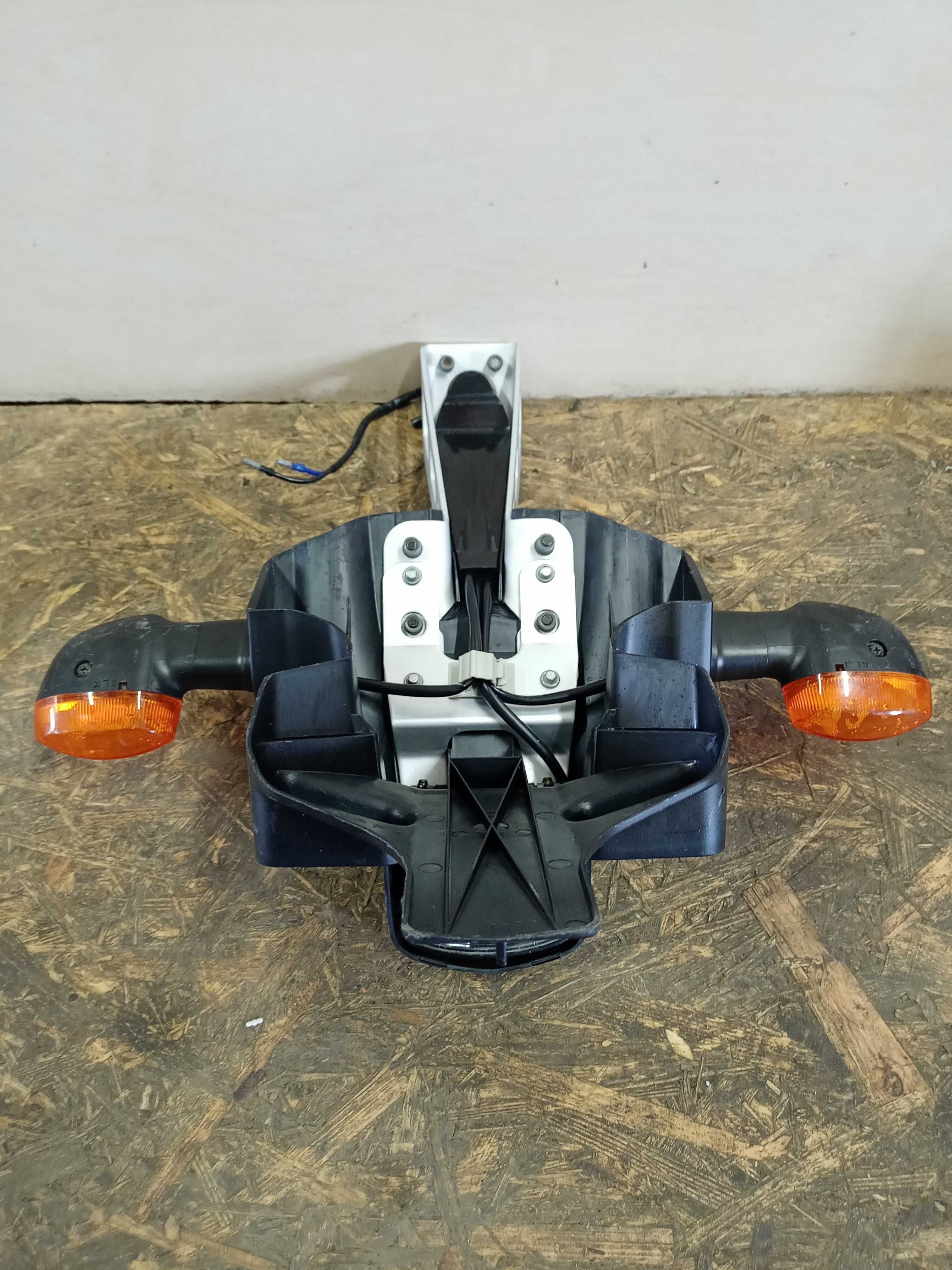 Yamaha R6 06-07 mocowanie tablicy kierunkowskazy oryginał