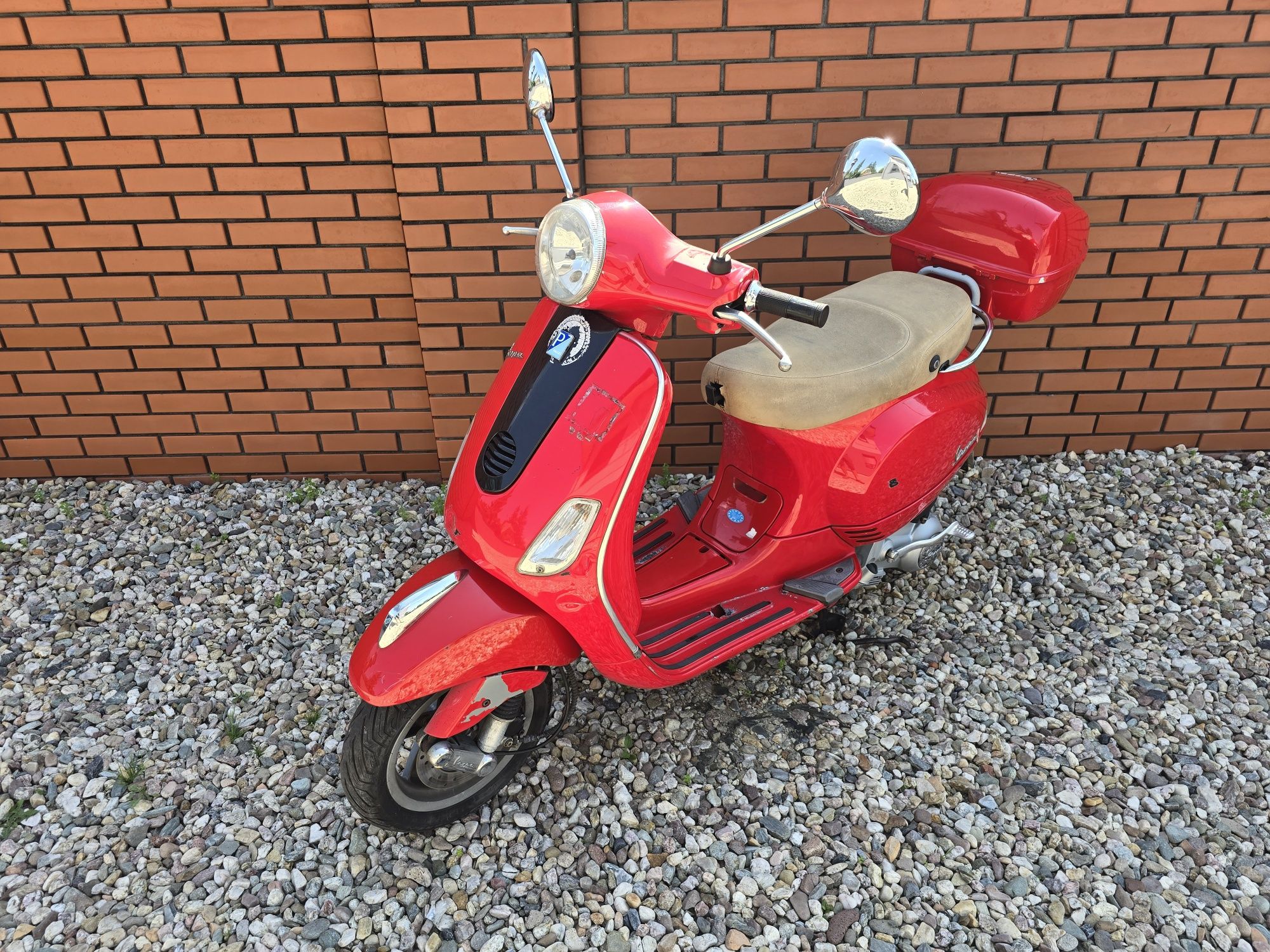 Piaggio Vespa Lx 125  // lxs gts GTV lxv // Kufer