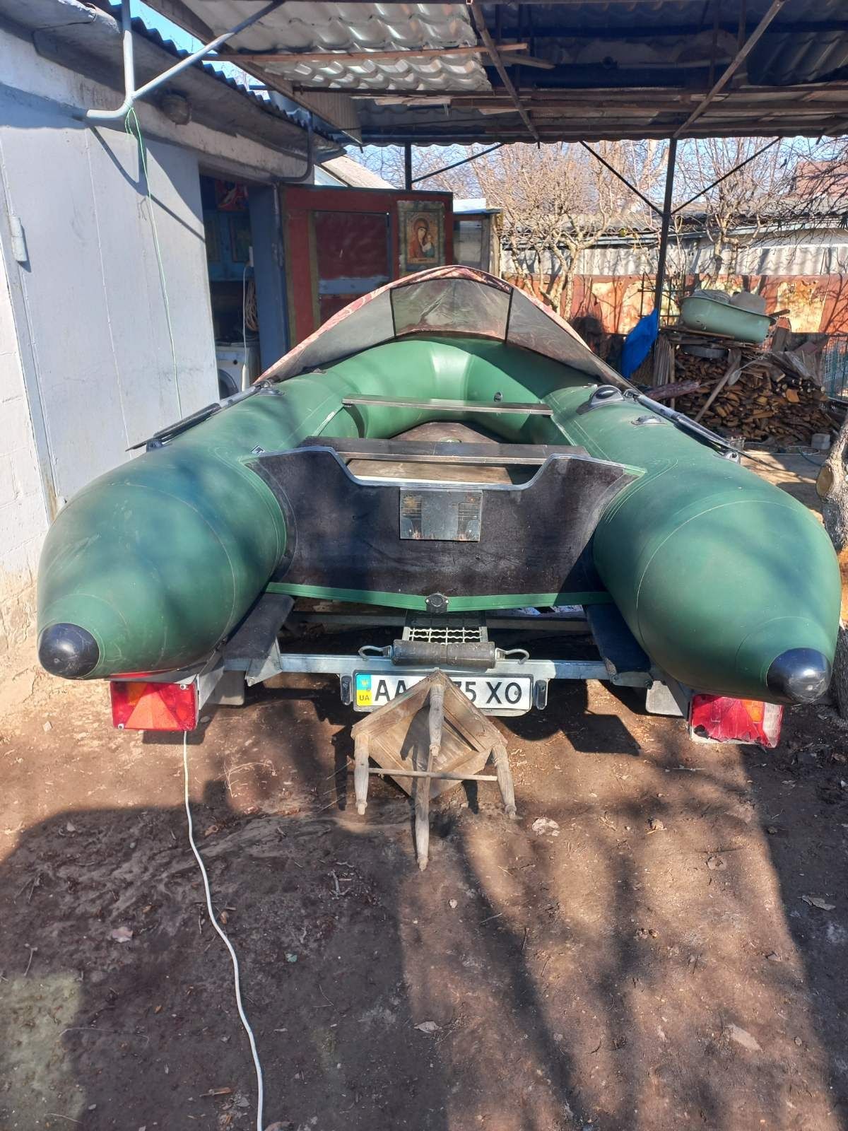 Продам лодку ПВХ 380