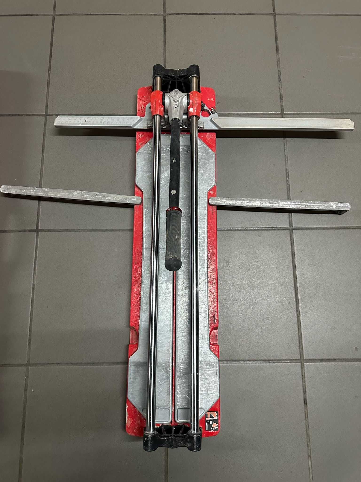 Rubi cortador manual