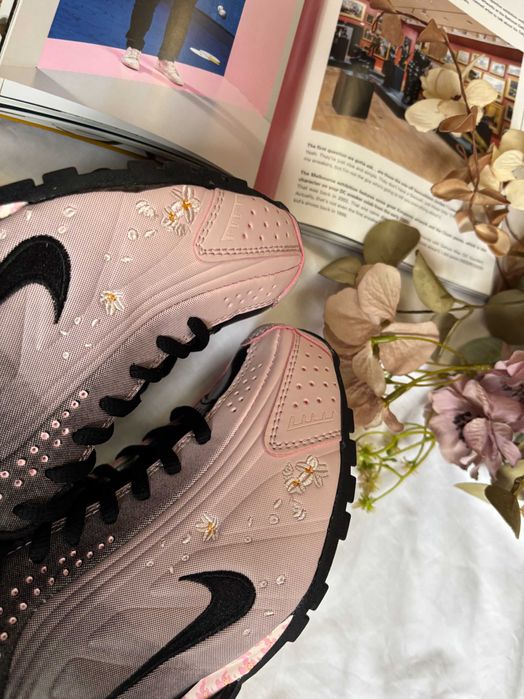 Кросівки Nike Shox R4 Sakura