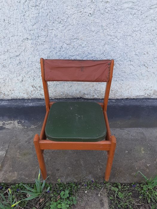 Продам Стул Деревянный б/у