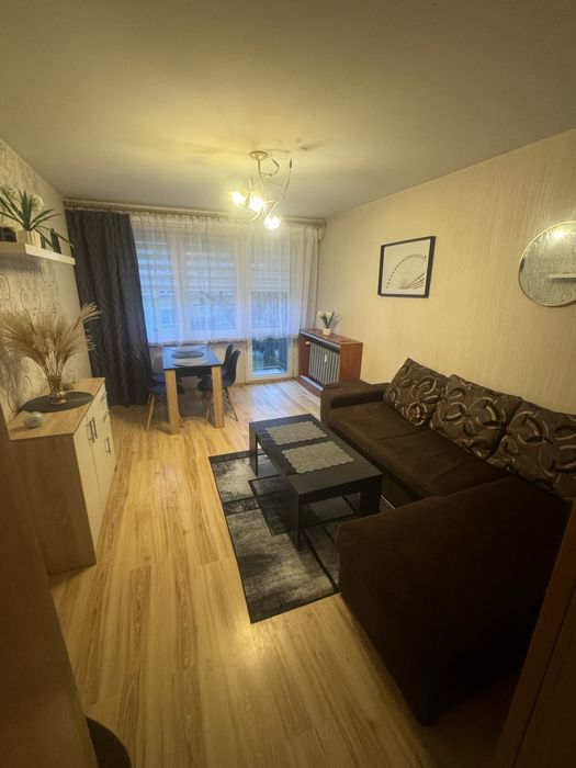 Wynajmę wynajem mieszkanie 1 piętro Zgierz 650- lecia