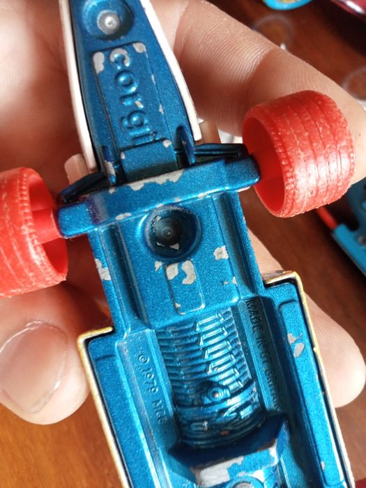 Stara zabawka Bobas na rowerku Japan Dobosz na kluczyk auto PRL Corgi