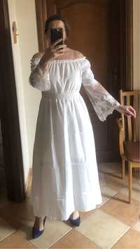 Romantyczna biala suknia