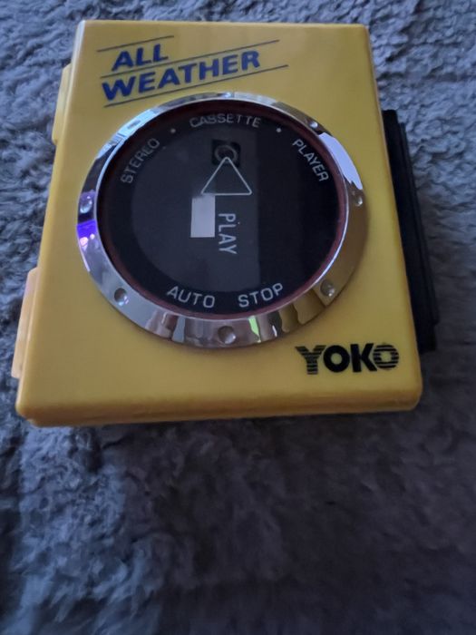 Yoko Walkman lata 80