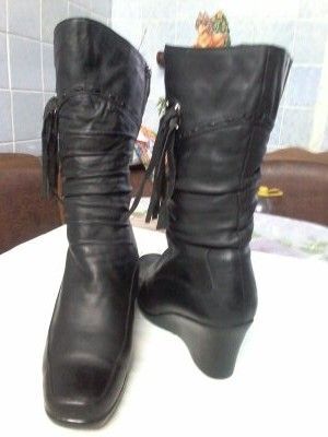 Кожаные сапожки теплые