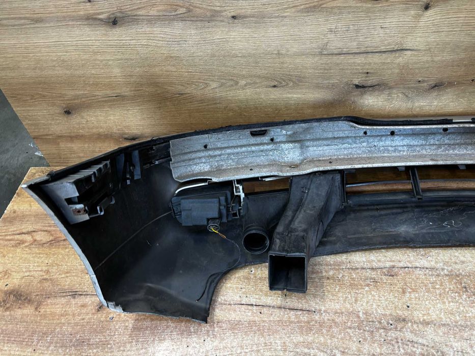 Zderzak przedni Bmw E39