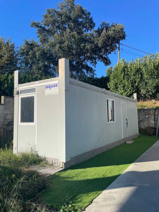 Casa/container house para alugar