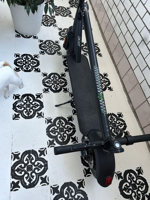 б/в електросамокат Acer Scooter 5 AES015 Black.