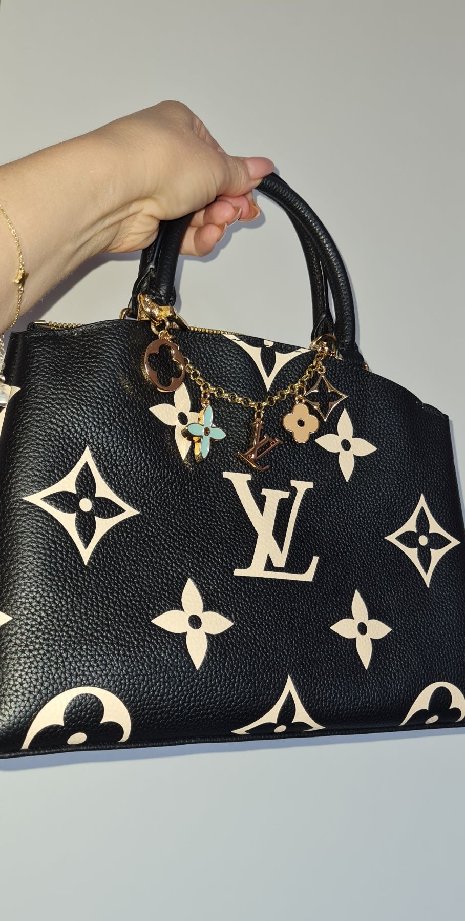 Louis V, оригінал. Сумка.