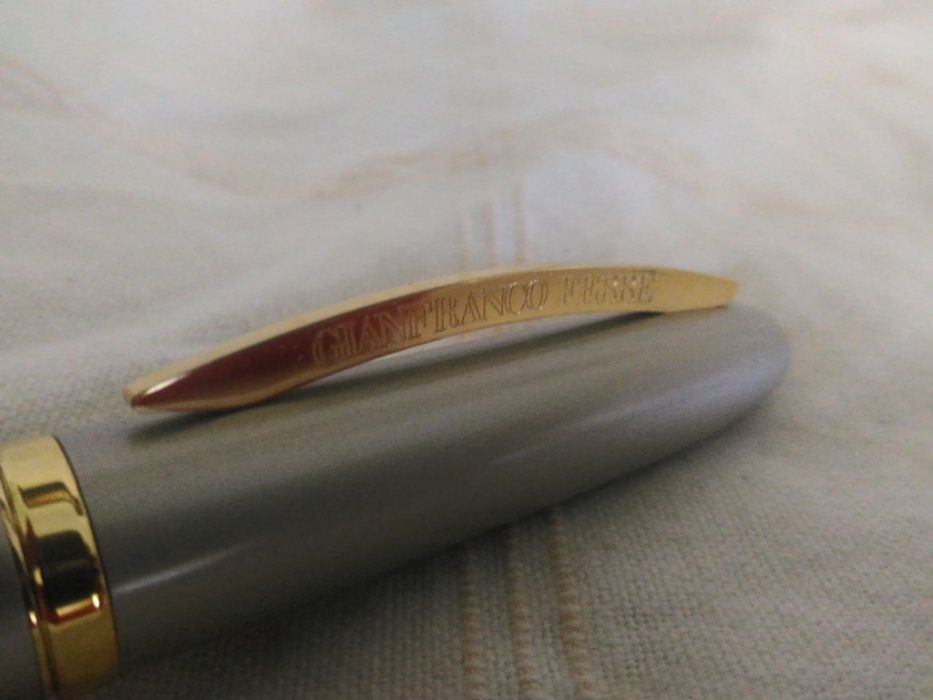 caneta Gianfranco Ferré