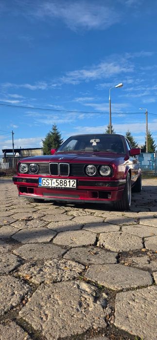 BMW E30 1.8 is stan IDEALNY