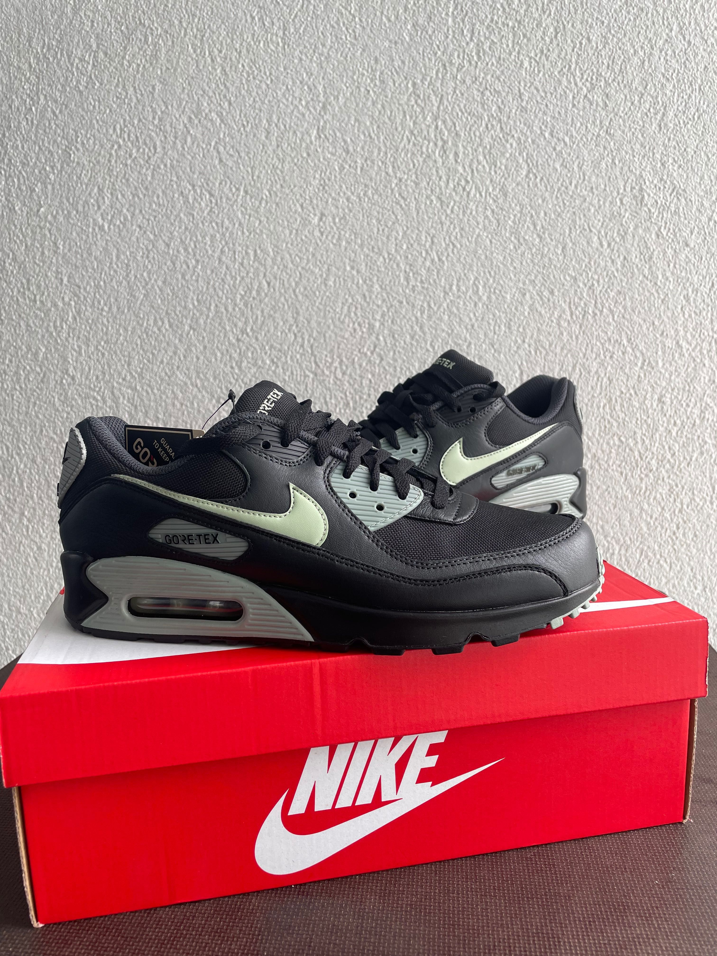 Nike Air Max 90 GORE-TEX