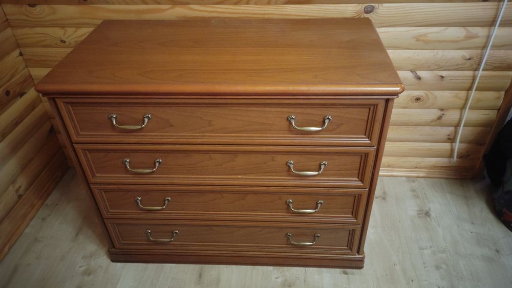 Кровать двухспальная ,дерево,Мдф, гарнитур