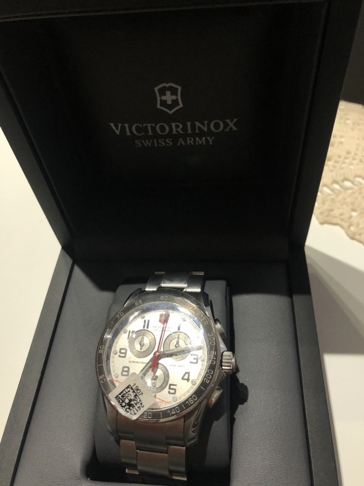 Victorinox 241445 nowy zegarek meski