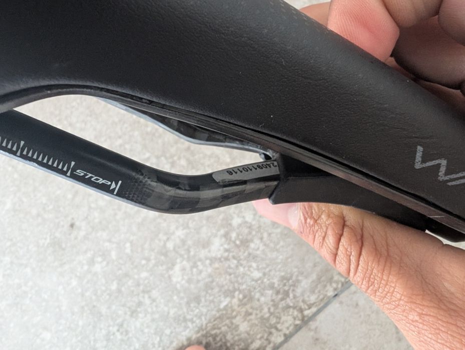 Selim triatlo: Selle Italia Superflow Carbon