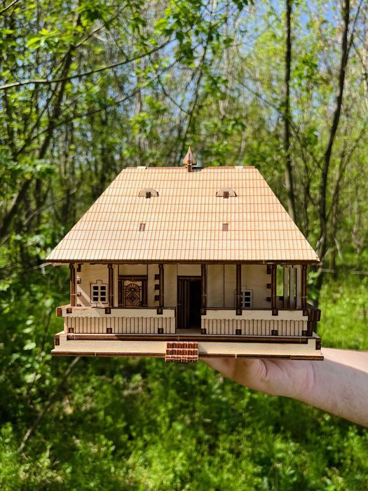 Лазерна порізка та гравіювання фанери на лазерному станку СО2