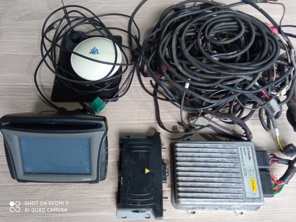GPS nawigacja Trimble CFX 750