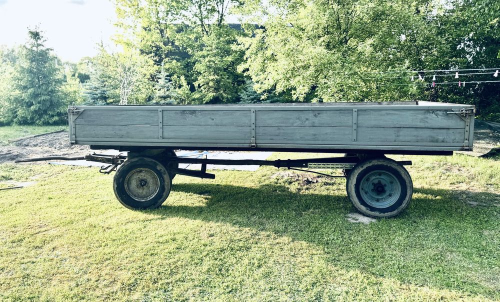 Wóz do ciągnika na koła 16 cali