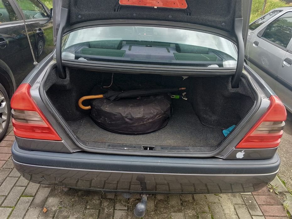 Mercedes c180 w202 USZKODZONY