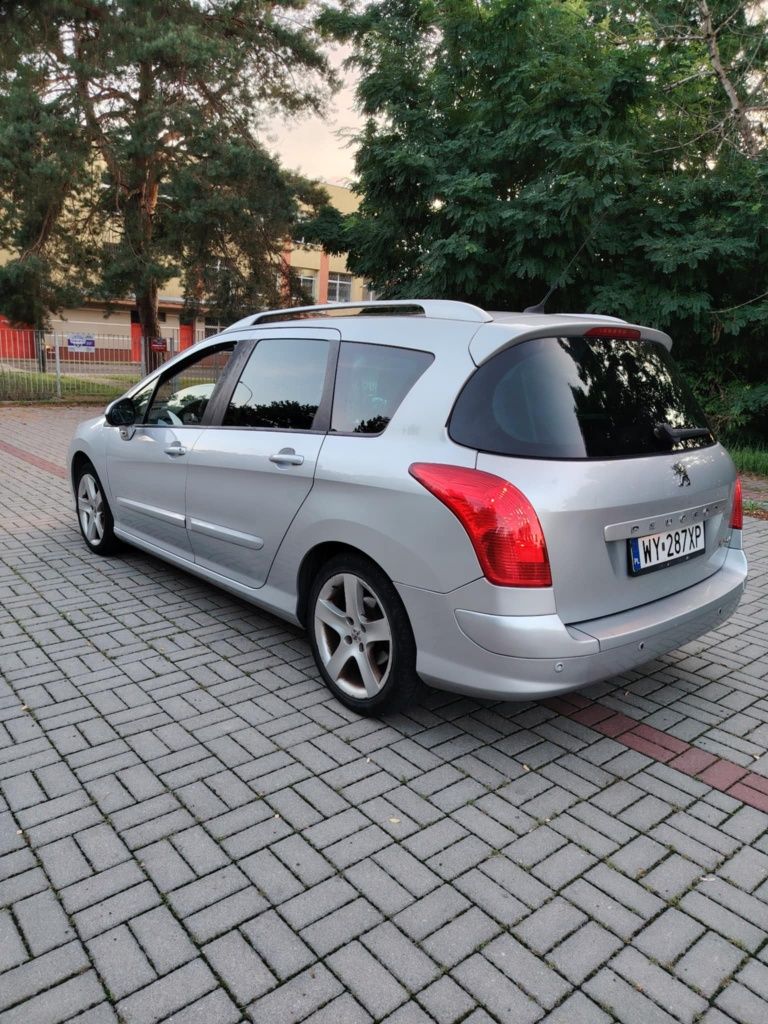 Peugeot 1.6 benzyna przebieg 166. Zadbany