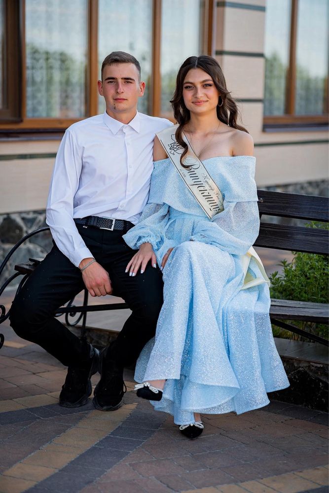Продам свою випускну сукню